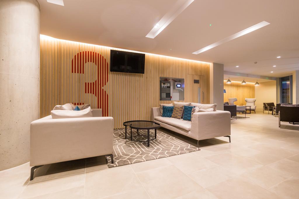 Appartamento Royal Style - 5 Mins Walk To Excel Londra