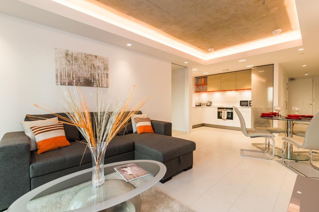 Appartamento Royal Style - 5 Mins Walk To Excel *